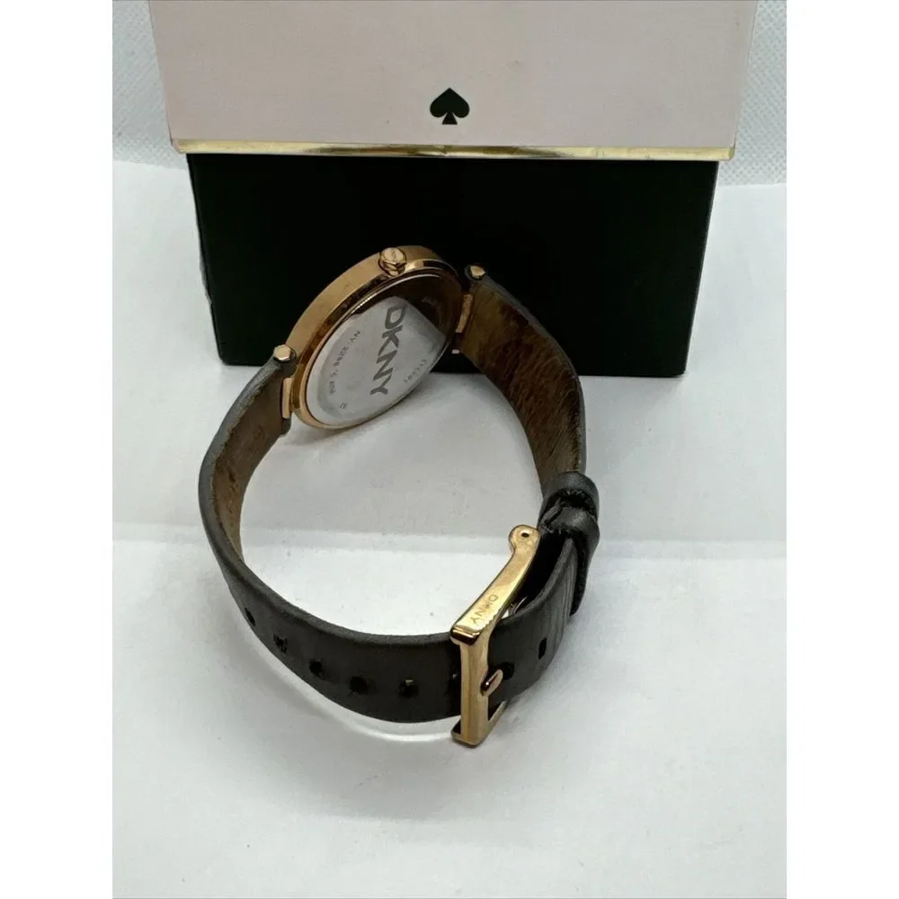 DKNY Stanhope NY-2296 Women's Grey Leather Analog Dial Quartz Wrist Watch JNA171
